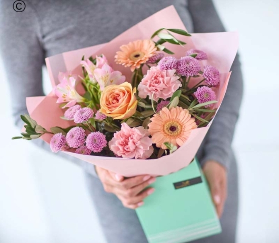 Petite Pastel Gift Box