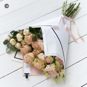 Beautifully Simple Flat Bouquet Pink Grand
